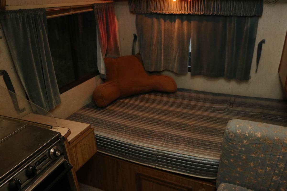 1989_wimberley-tx-bed | ToyotaRVForSale.com